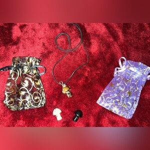 2 Crystal Mushroom Carvings and 1 Mushroom Necklace with 2 Storage Bags
